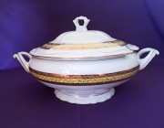 Waza porcelanowa sygnatura "Bogucice" 