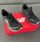 Buty sportowe rozmiar 36,5, stan normalny jak na zdjęciu