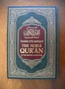Koran po angielsku The Noble Qur’an Hilali Khan twarda oprawa