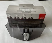 Deflektor uniwersalny GIVI do szyb i owiewek regulowany, przyciemniany