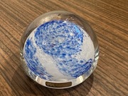 Śliczna szklana kula ozdoba przycisk do papieru 