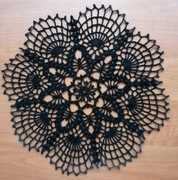 SERWETKA SZYDEŁKOWA PODKŁADKA 30 CM CZARNA 