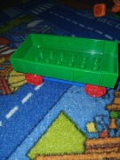 Wagonik towarowy Lego Duplo z uchylnymi burtami