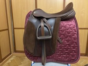 Siodło ujeżdżeniowe / wszechstronne 