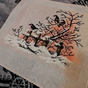 Obraz haft krzyżykowy zima ptaki płot 34 x 27 cm - rękodzieło, nowy