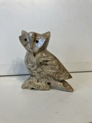 figurka sowa SKAMIELINA rzeźba piękna. skala z orgsnizmami sksmieniałymi