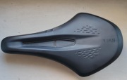 Siodełko gravelowe FIZIK Terra ARGD - 15 cm 270 g unisex - uszkodzone lekko
