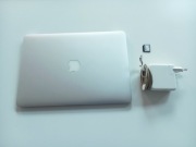 MacBook Air 13” i7 / 8GB / 500GB SSD – bardzo dobry stan + dodatki