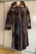 Futro z epilowanego bobra. Rozmiar 42/44