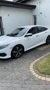 Honda Civic 1.5 turbo 182km