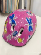 Kask rowerowy dziecięcy Bimbo Bike – różowy, motylki