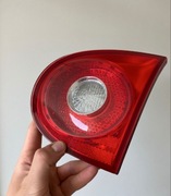 Lampa tylna klapy bagażnika GOLF V