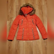 SPRZEDAM ŚLICZNĄ CZERWONO RÓŻOWĄ  KURTKĘ ALA ZARA!