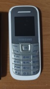Stary telefon GSM Samsung GT-E1200