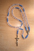 Ręcznie robiony różaniec komunijny dla chłopca