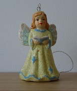 Brokatowy aniołek - zawieszka