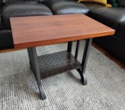 Loft stolik kawowy żeliwne nogi blat merbau