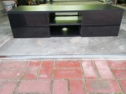 szafka RTV wisząca 120cm wysoki połysk czarna