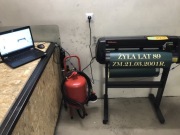 Ploter tnący piaskarka mobilna 19l do liter nagrobnych