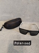 Nowe klasyczne okulary spolaryzowane czarna soczewka z futerałem