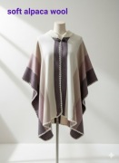 Cieplutkie, mile w dotyku ponczo/szal z welna z alpaki!