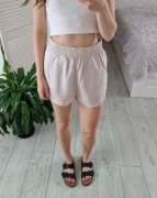 H&M beżowe kremowe satynowe krótkie spodenki 100% lyocell S 36