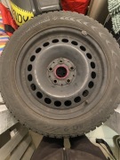 VREDESTEIN Opona zimowa Wintrac 195/55R16 87H + FELGI