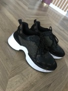 Adidasy sneakersy Guess