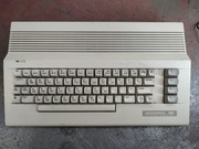 Komputer Commodore 64C + Oryginalny Zasilacz | Retro