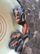 Talerz z ceramiki uranowej