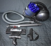 Odkurzacz Bezworkowy Dyson DC 37 