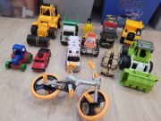 Pojazdy/samochodziki dla chłopca 