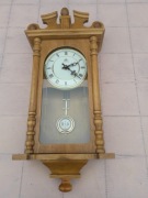 Zegar wiszący Meister Anker z wahadłem ruchomym i melodyjnym gongiem