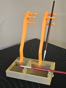 Stojak na pędzelki modelaskie