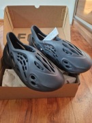 ADIDAS YZY FOAM RNR - ONYX - R. 43 - NOWE, Z METKĄ