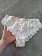 Majtki koronka rozm. S