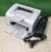 Drukarka laserowa HP P1005 / 1102  nowy toner, komplet kabli - 10 035 str 