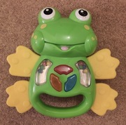 Smily Play, Żabka śmieszka, grzechotka