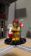 Minifigurka LEGO CTY0301 Strażak z toporkiem i gaśnicą CITY