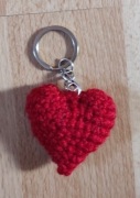 Handmade breloczek na szydełku serce