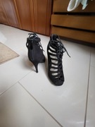nubukowe buty damskie
