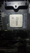 Procesor Ryzen 7 3800X z chłodzeniem AMD Wraith Prism RGB