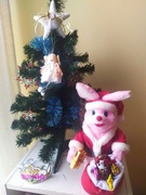 Królik Duracell Santa Bunny świąteczny Święty Mikołaj