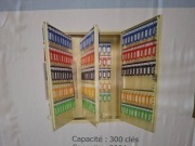 Skrzynka Szafka na 300 kluczy z zawieszakami nowa  550 x 380 x 205