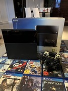 PlayStation 4 plus 2 pady plus 24 gry