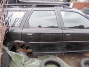 Vectra B drzwi prawe czarne