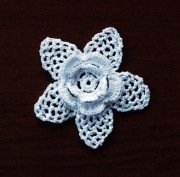 Zawieszka ozdoba szydełkowa na choinkę 8cm (Z136)