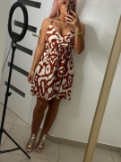 Letnia sukienka na ramiączkach 