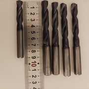 Wiertła KOMET węglik spiekany fi 10-1szt,fi 10.7 3szt i10 5 1szt używane