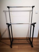 Stojak na ubrania GUDME podwójny czarny JYSK